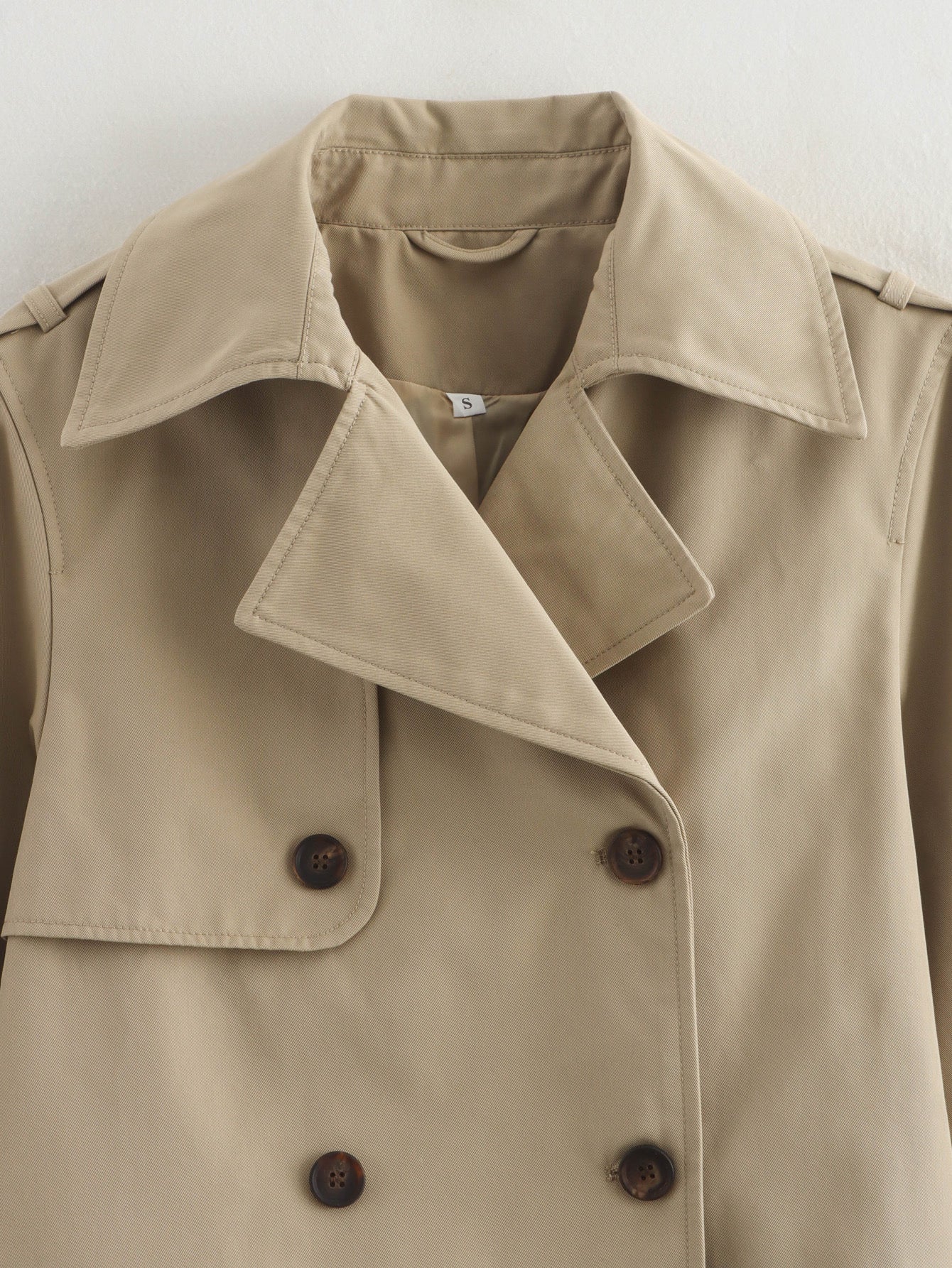 Maison Élise Cropped Trenchcoat