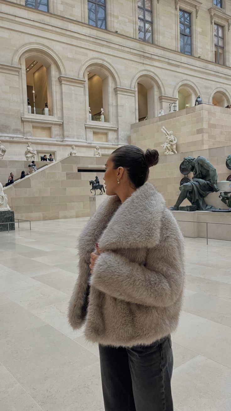 Maison Élise Luxe Fur Jacket